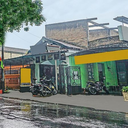 Oyo 91697 Nyaman Homestay Syariah Pare Ngoại thất bức ảnh