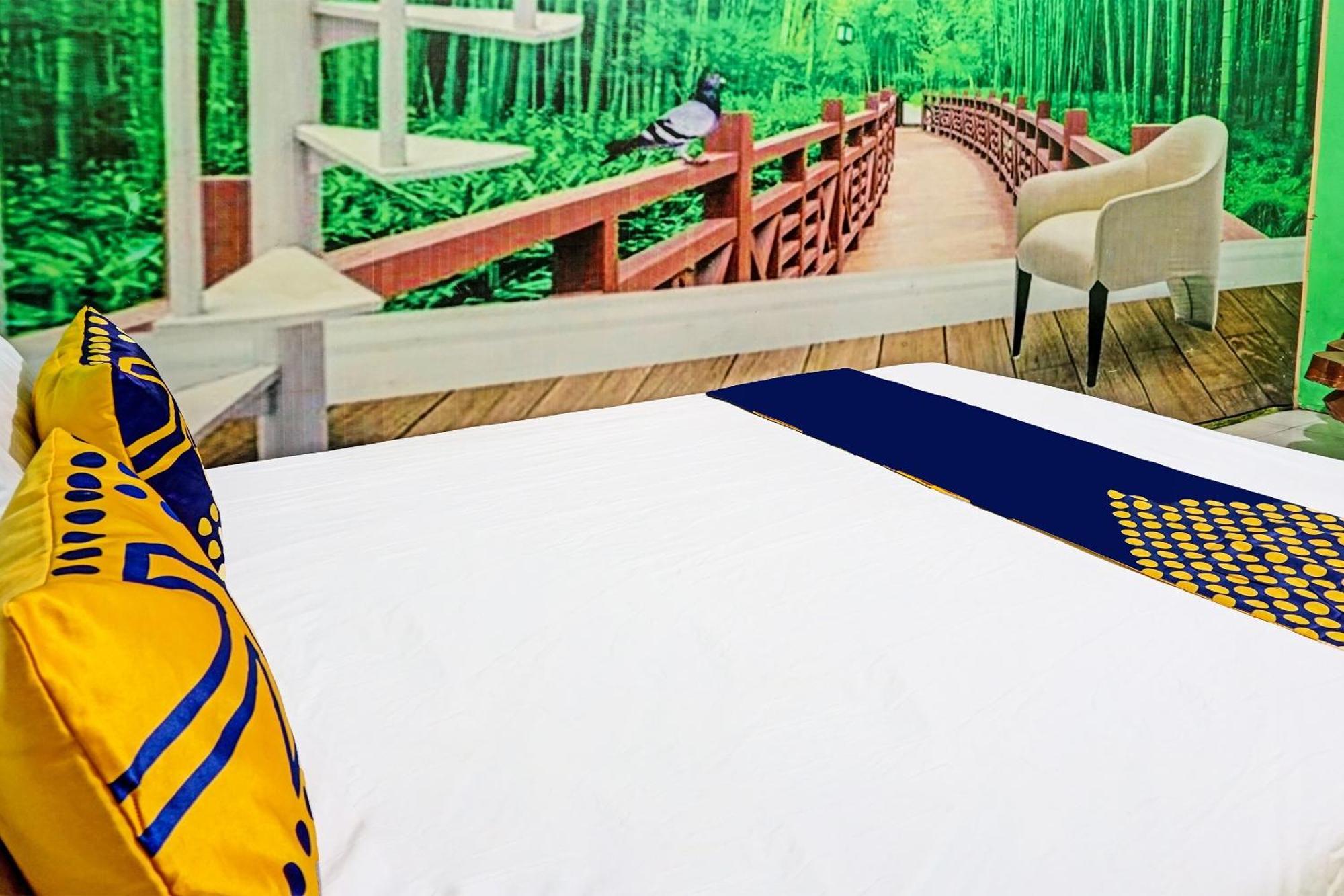 Oyo 91697 Nyaman Homestay Syariah Pare Ngoại thất bức ảnh